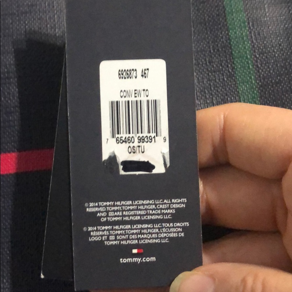 Tommy Hilfiger Purse - Picture 2 of 8